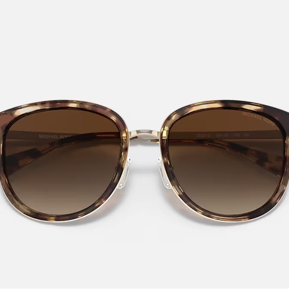 Stylish Tortoiseshell Sunglasses - Picture 7 of 7